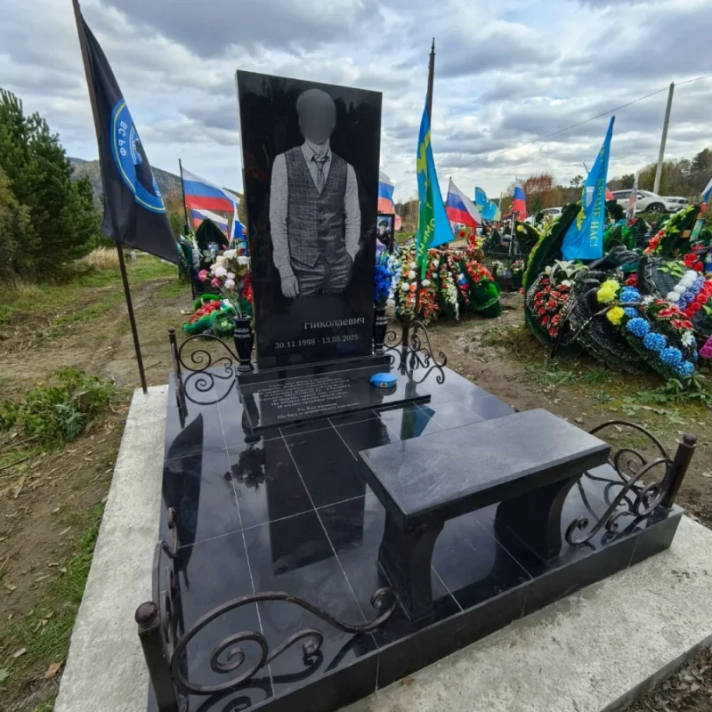 Монолитная плита /облицовка гранитная плитка 60х30 с торцами